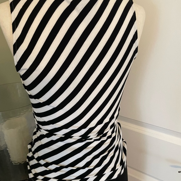 Stripe v neck body on cami - Picture 3 of 4